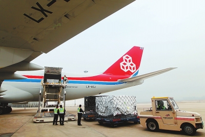  航空快递怎么寄
